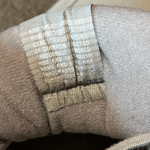 Vintage Nike Air Light Grey & White Sneakers Shoes Script Logo 00’s 310190-011 - Picture 13 of 16